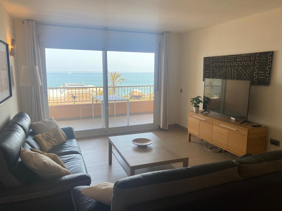 Apartment Albamar Frontline 3 Bedrooms