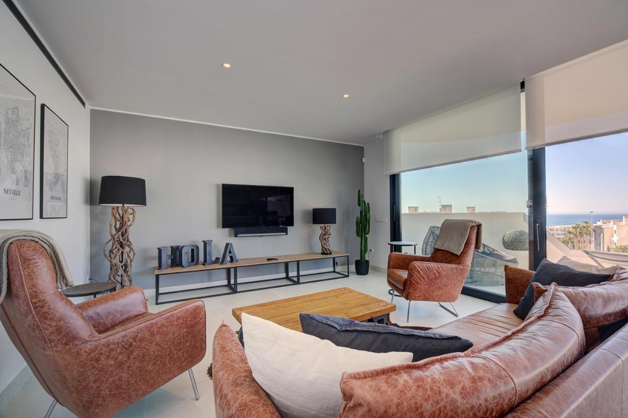 Apartment Stylish Three Bedroom @ Higueron West! Fuengirola