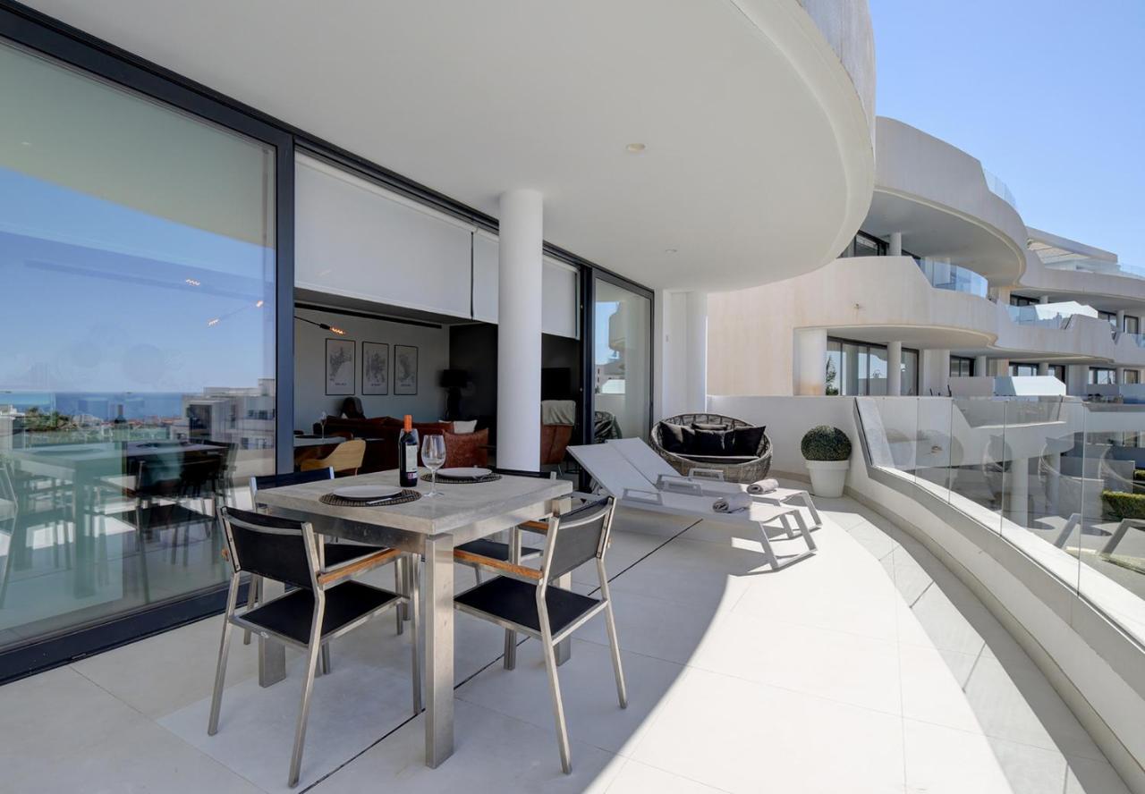 Stylish Three Bedroom @ Higueron West!