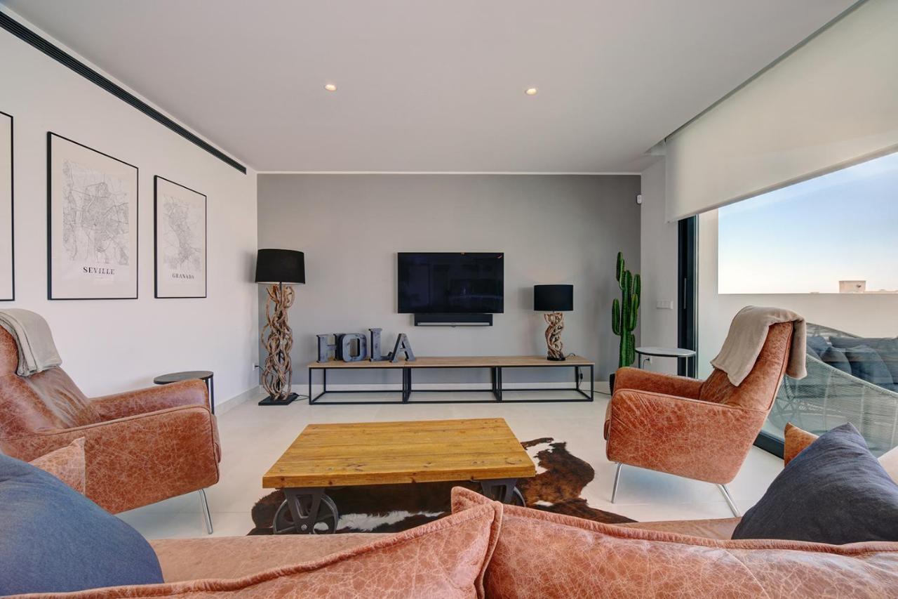 Stylish Three Bedroom @ Higueron West! Apartment Fuengirola
