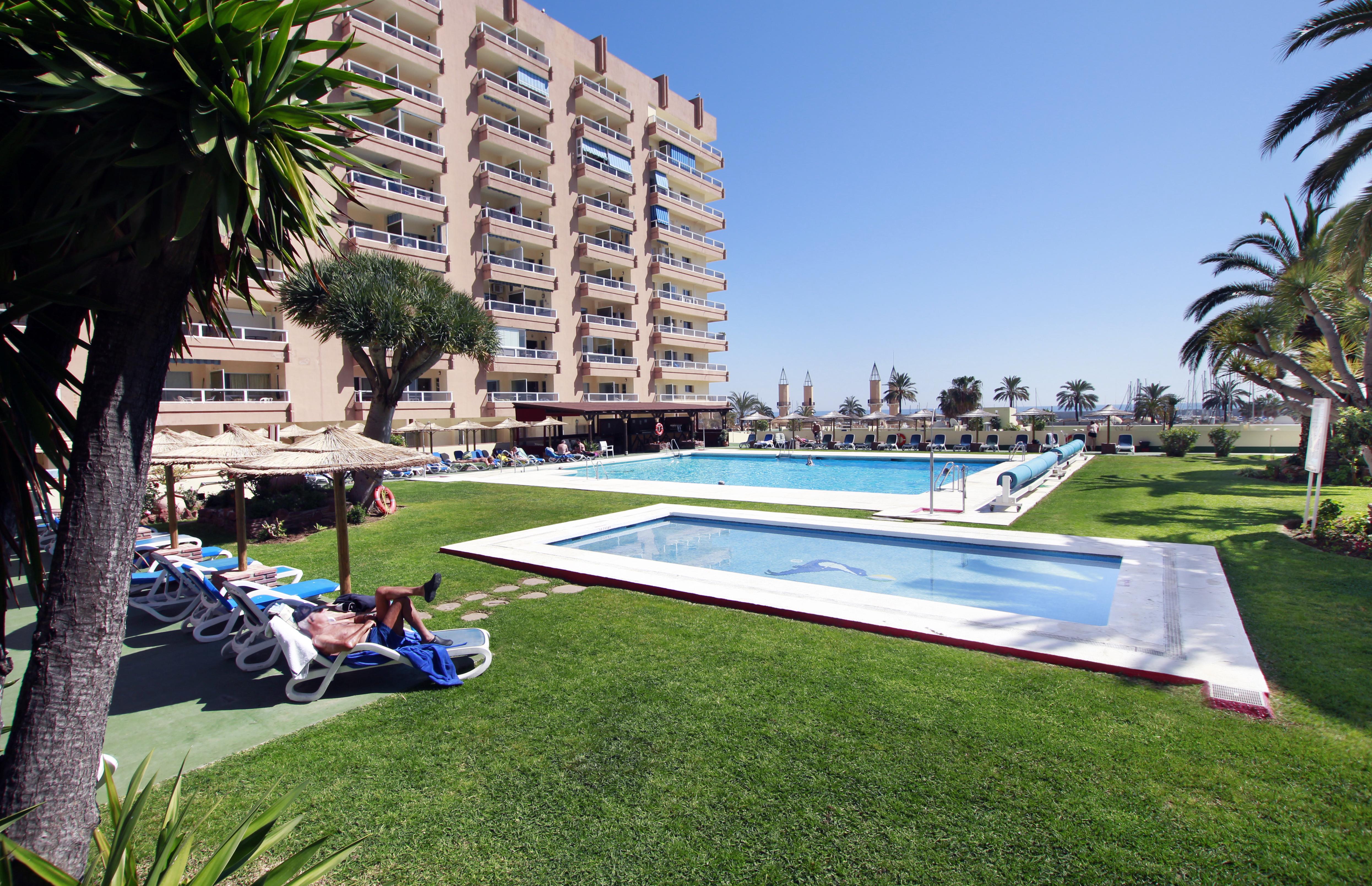 Aparthotel Pyr 3*