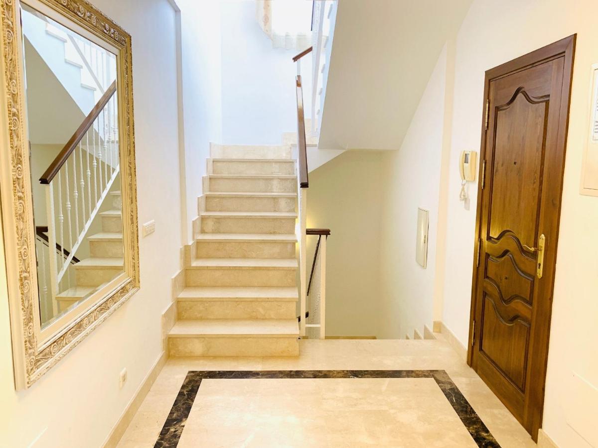 Beautiful Walking Distance To El Faro Villa