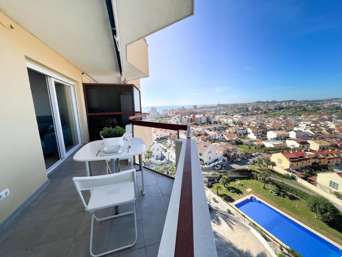 A 900 M De La Playa Y Con Vistas Al Mar En * Fuengirola