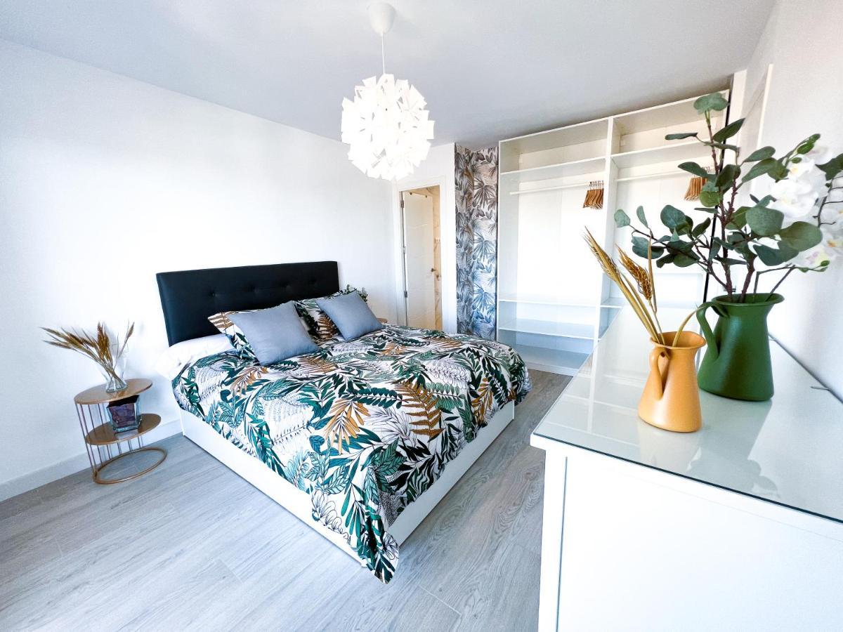 Apartment A 900 M De La Playa Y Con Vistas Al Mar En *
