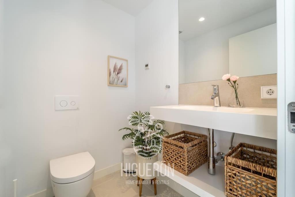 Higueronrentals Summers Bay Apartment *