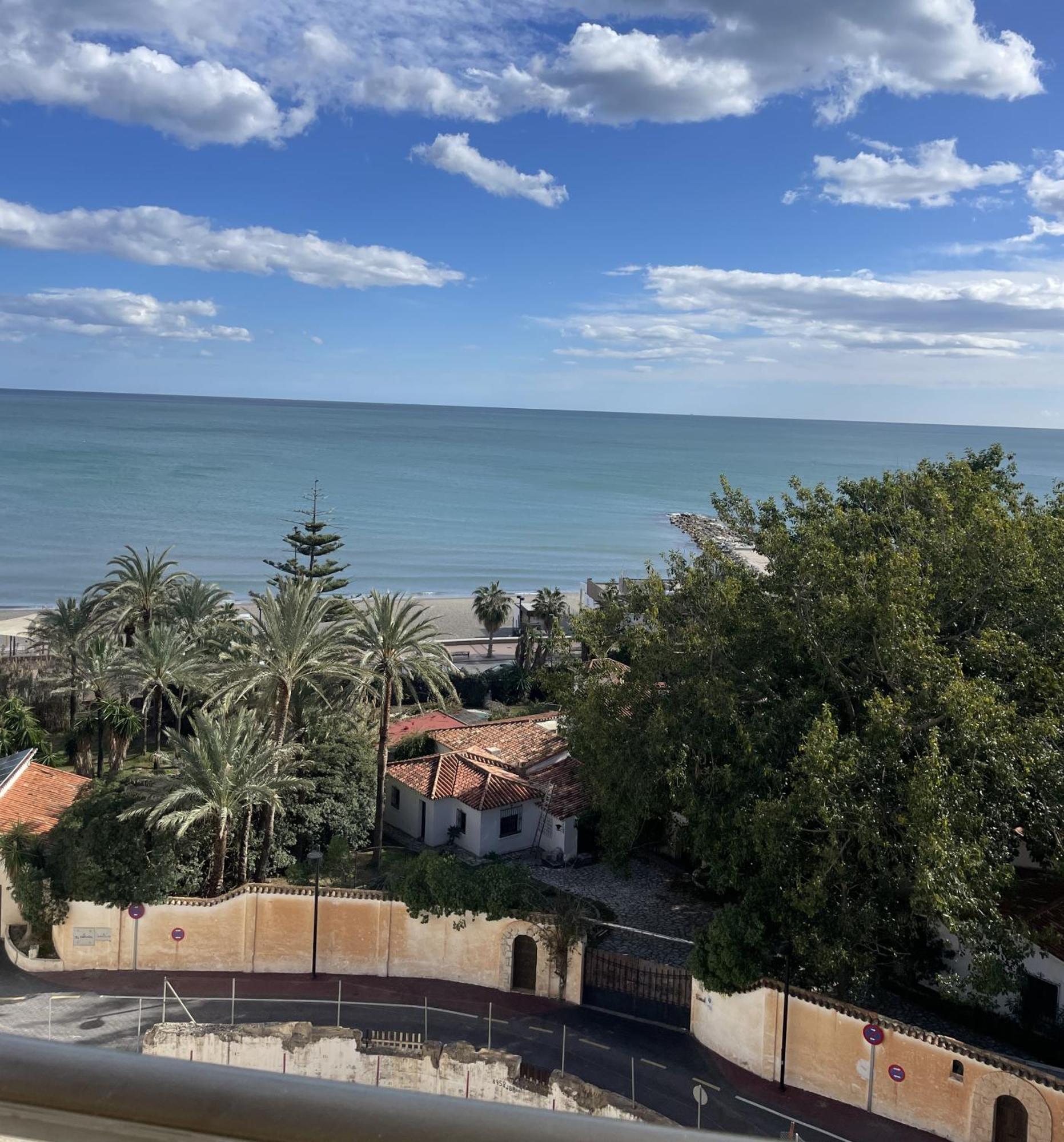 Appartement Estrellita Two Bedroom, Top Floor With Seaview