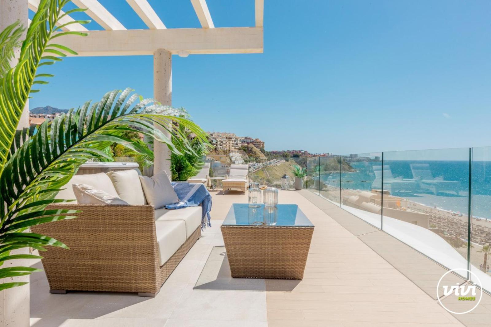 Vivi Homes - Kenzo Pool, Terrace & Sea View