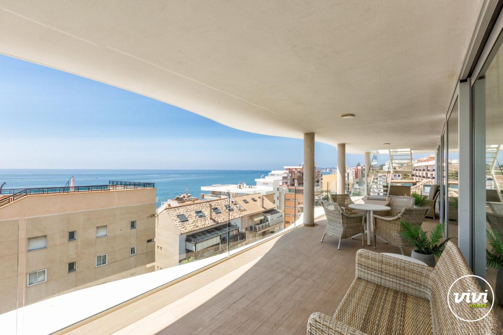 Vivi Homes - Kenzo Pool, Terrace & Sea View *