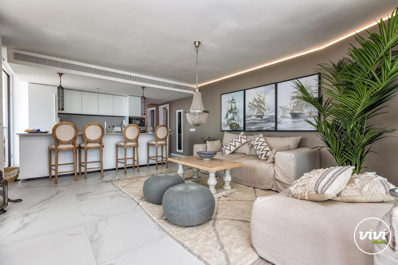 Vivi Homes - Kenzo Pool, Terrace & Sea View Apartment Fuengirola