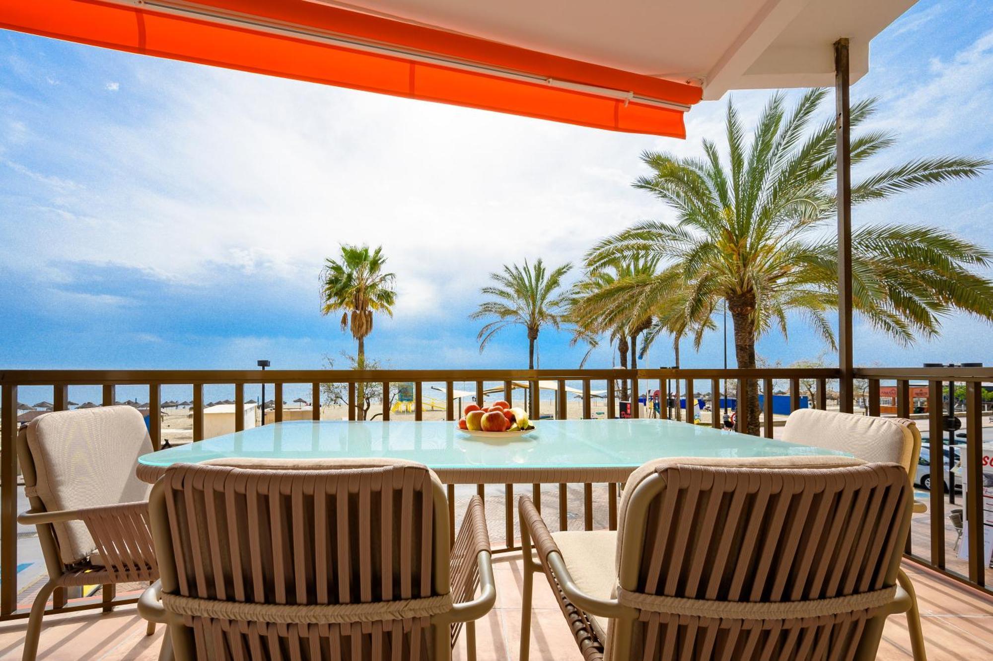 Dreams By The Sea 2 Bedrooms & 2 Baths By 10tosea *