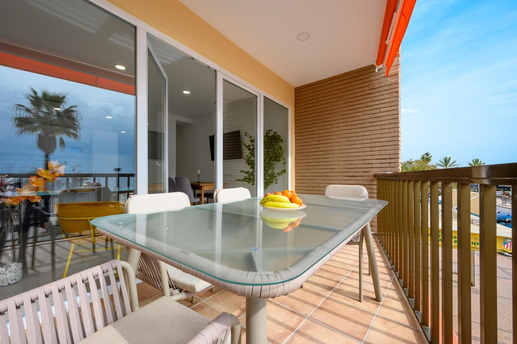 Dreams By The Sea 2 Bedrooms & 2 Baths By 10tosea *