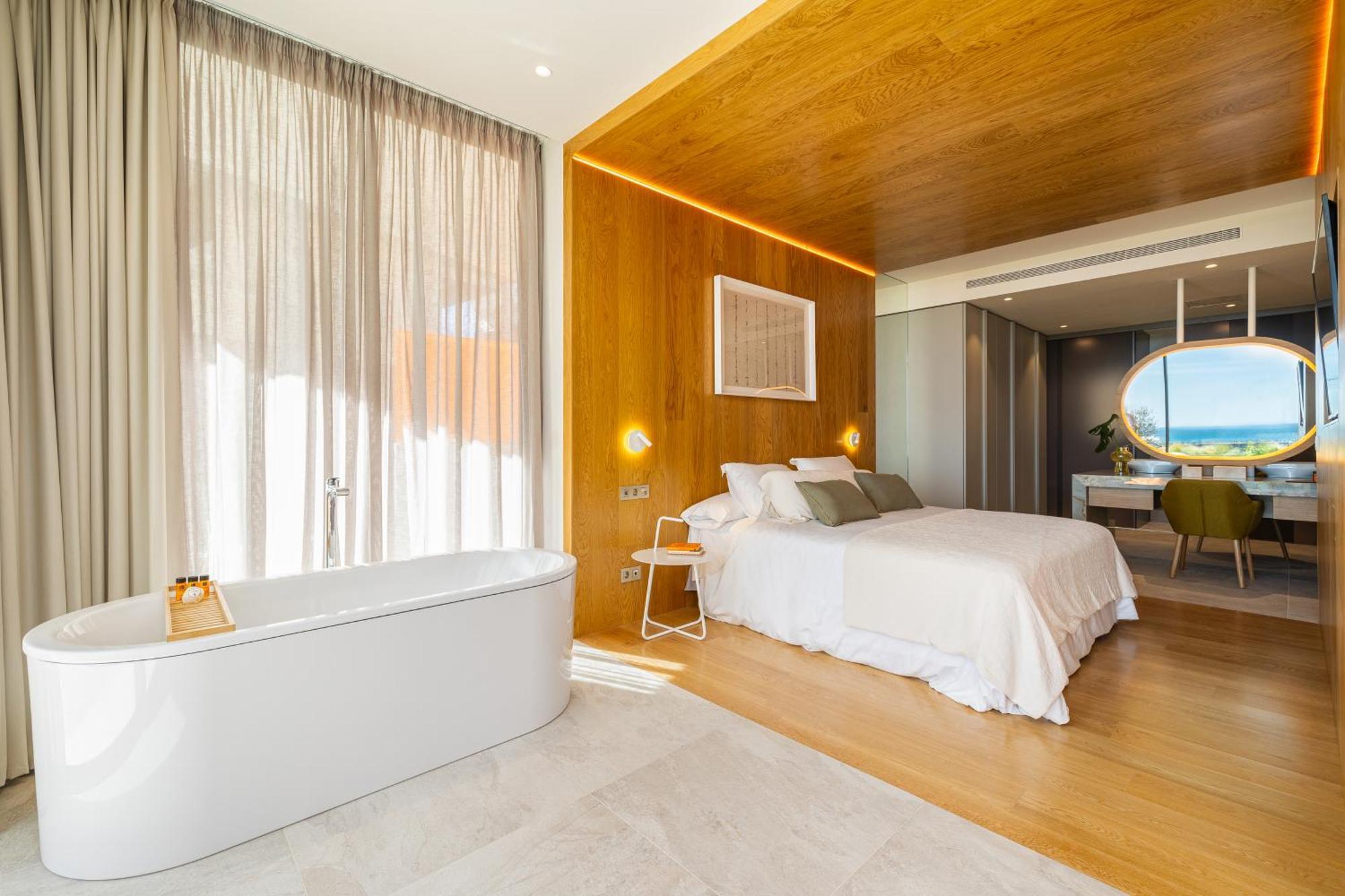 Hotel Leiro Residences