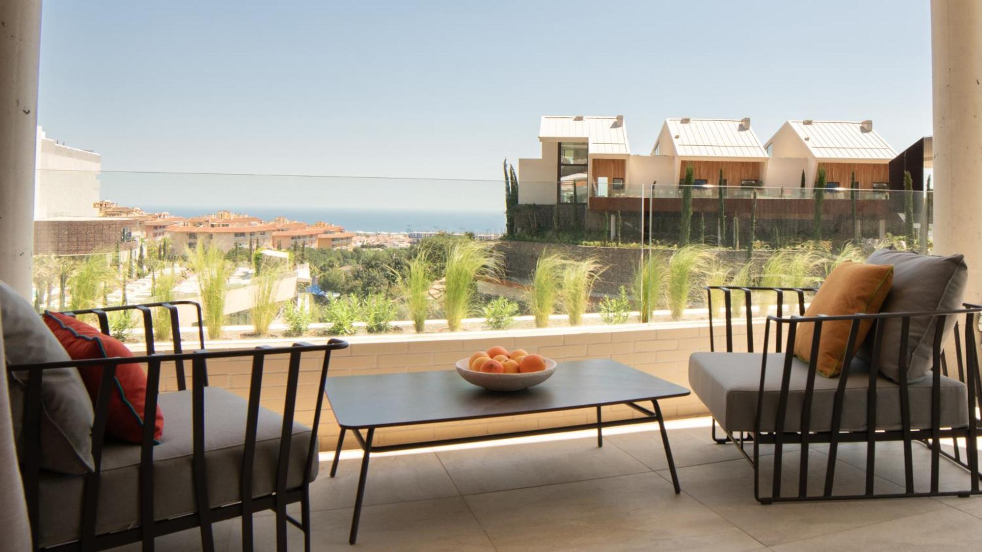 Leiro Residences Hotel