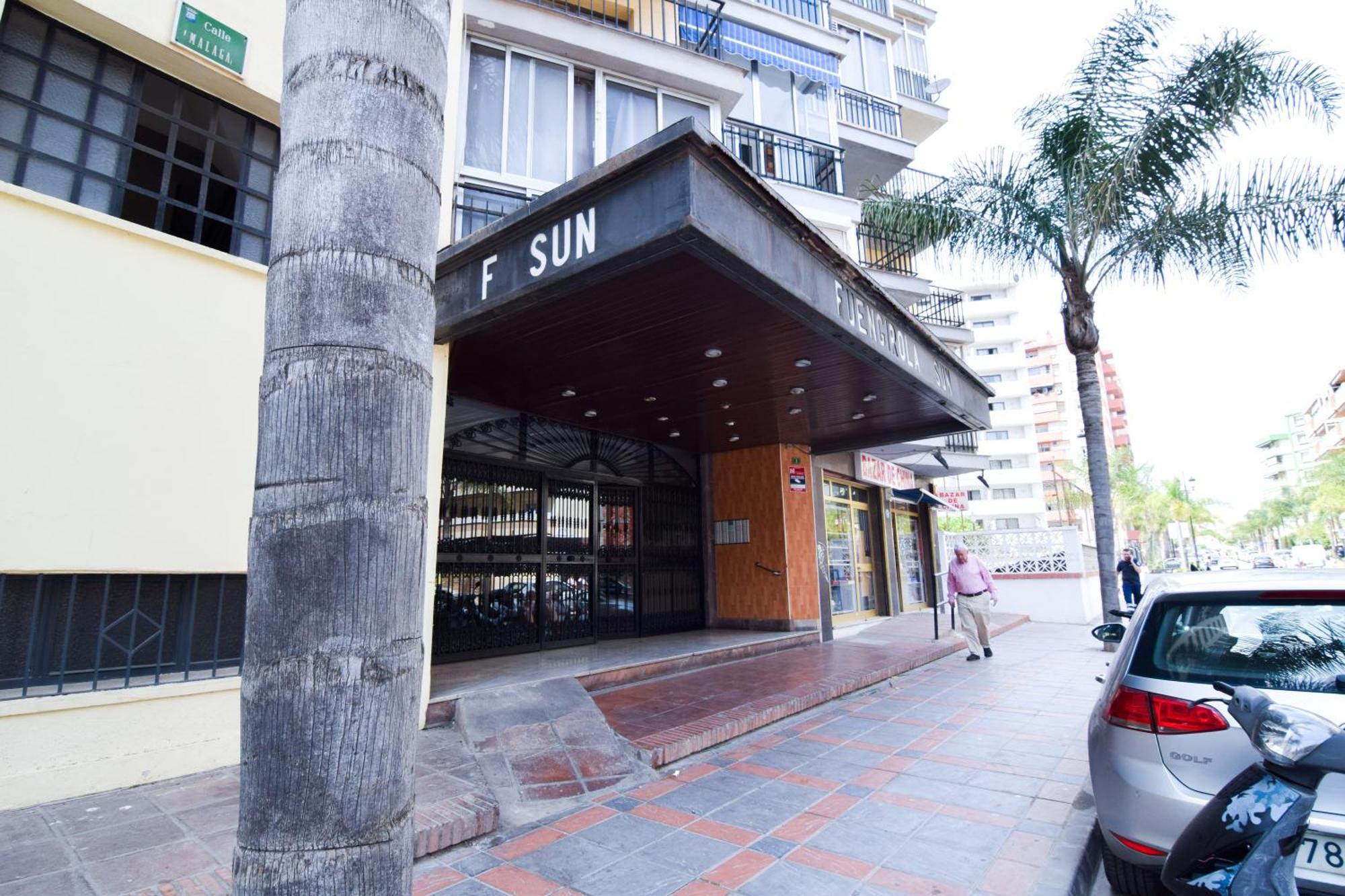 Sun Apartment *