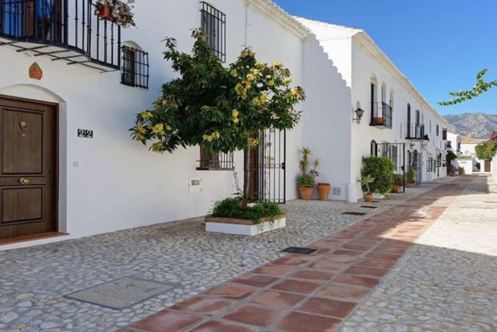 Holiday home Bright 2 Bedroom Townhouse Fuengirola
