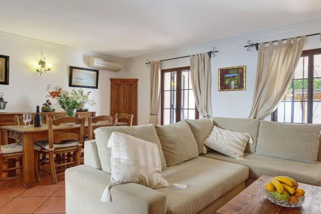 Holiday home Bright 2 Bedroom Townhouse Fuengirola