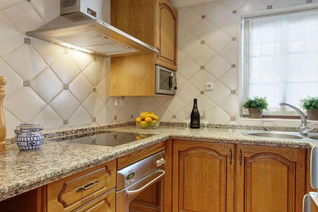 Holiday home Bright 2 Bedroom Townhouse *