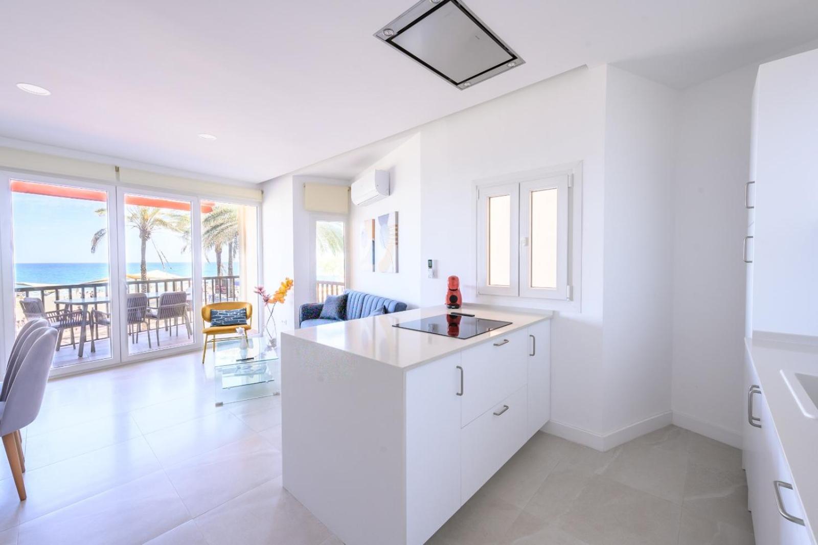Dreams By The Sea 2 Bedrooms & 2 Baths By 10tosea Fuengirola
