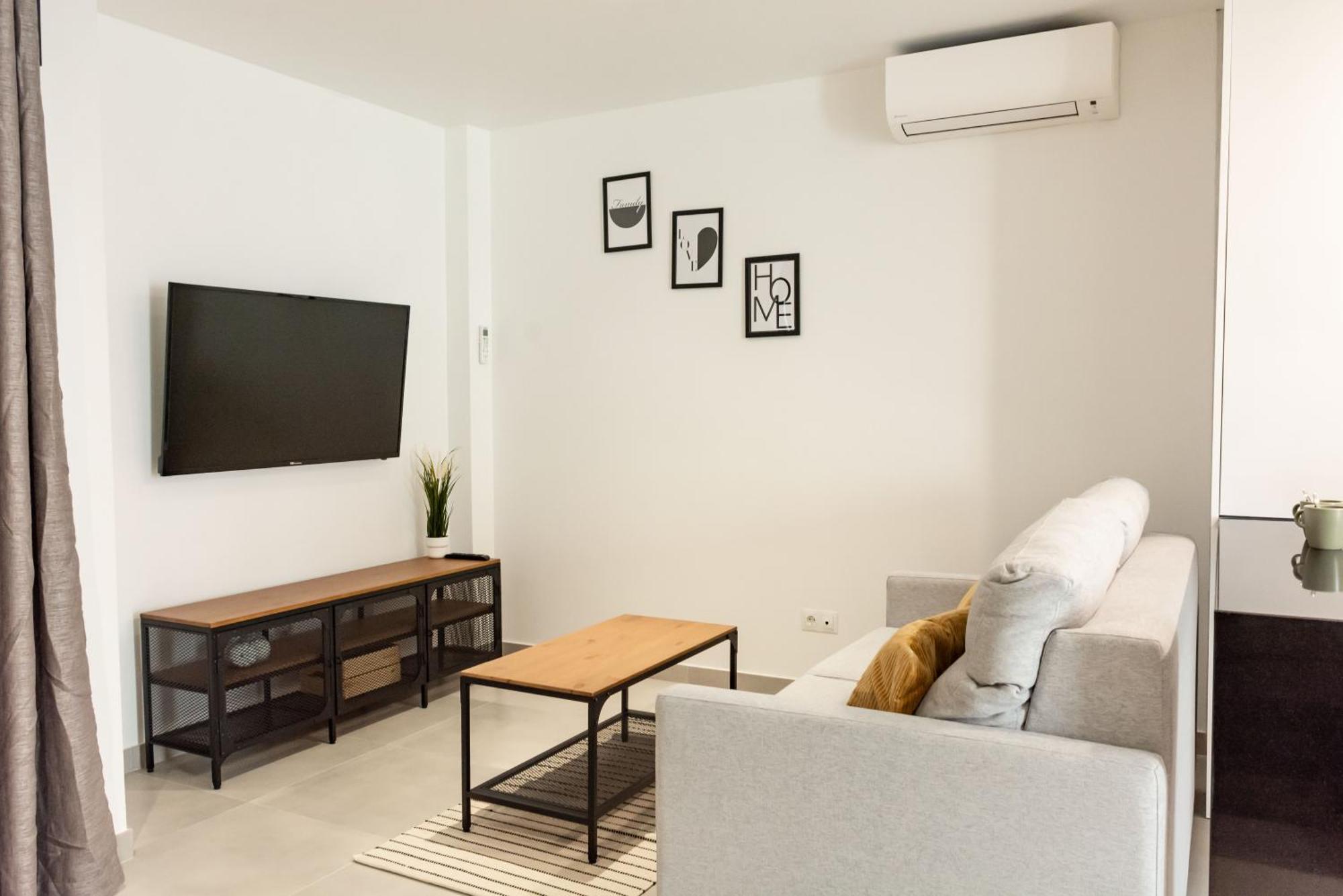 Kouohana Apartment
