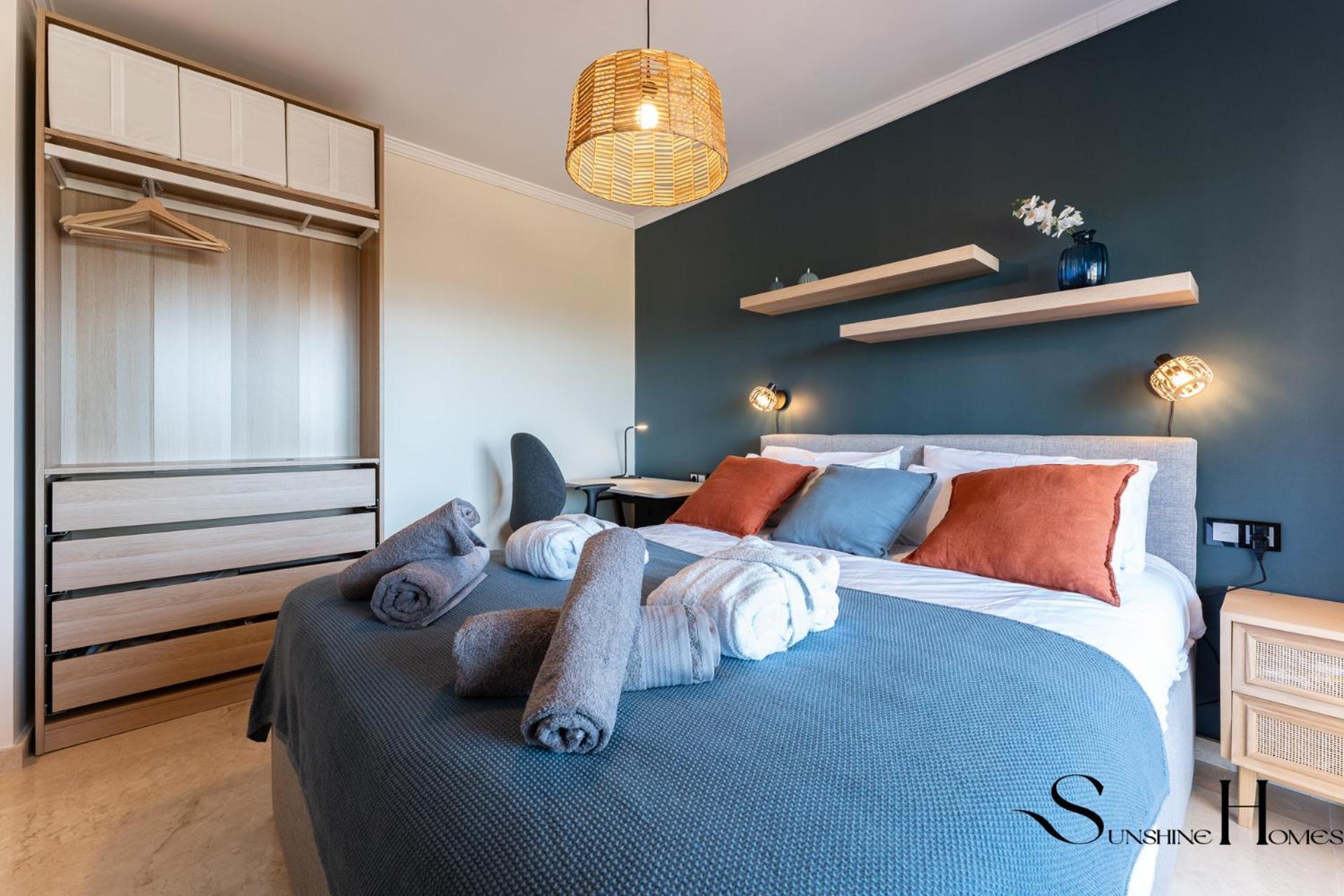 Apartment Tranquil 2 Bed 2 Bath Retreat, Pool, Parking *