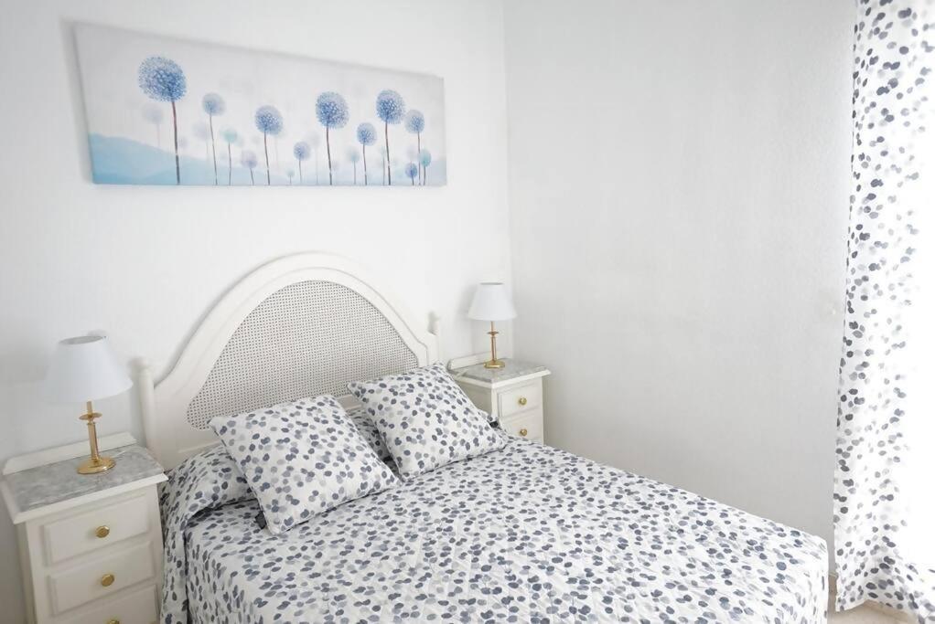 Amplio Ideal Familias Con Piscina Y Padel Apartment