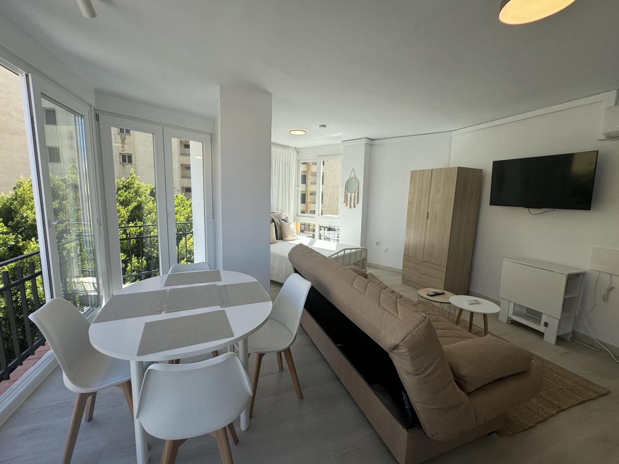 Apartment Sunset By Homing
