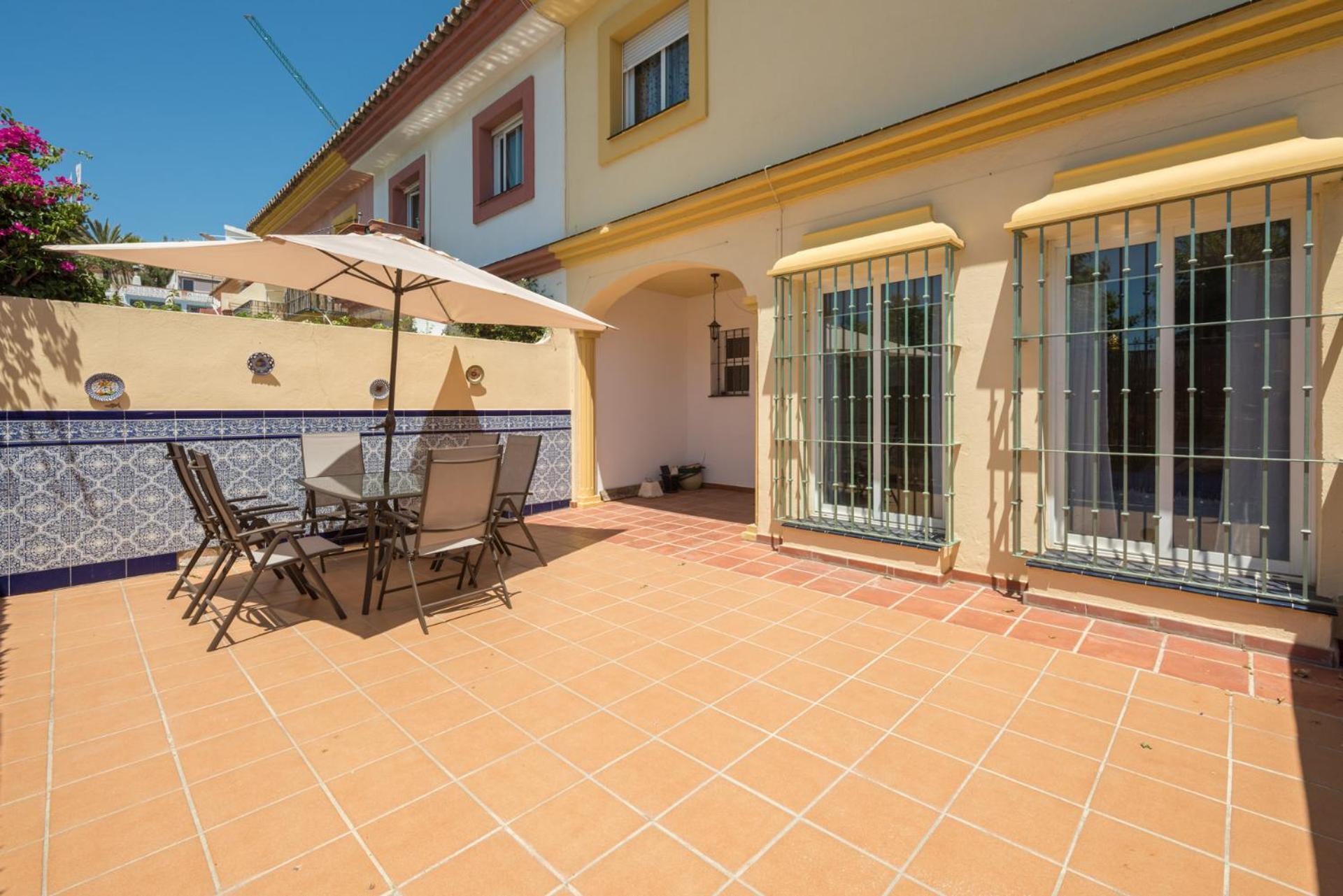 Castillo Sohail Townhouse Near The By Costarentals - Ref 101 Apartamento
