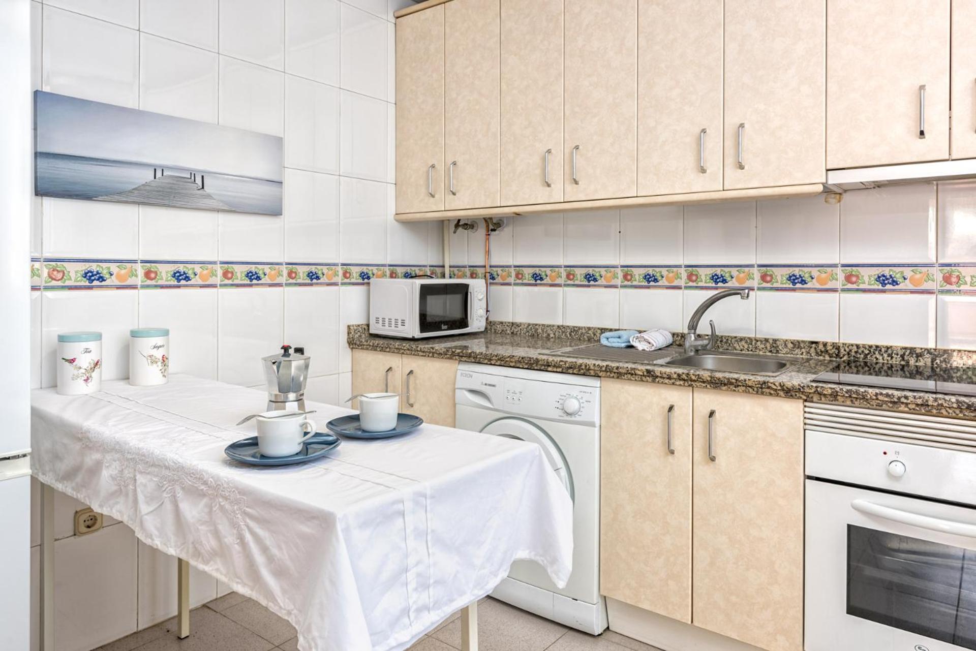 Castillo Sohail Townhouse Near The By Costarentals - Ref 101 Apartamento