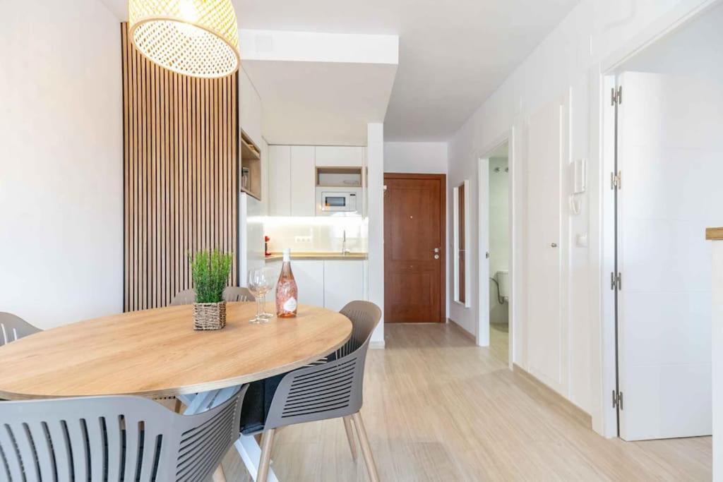 118 - Modern Beachfront Fuengirola