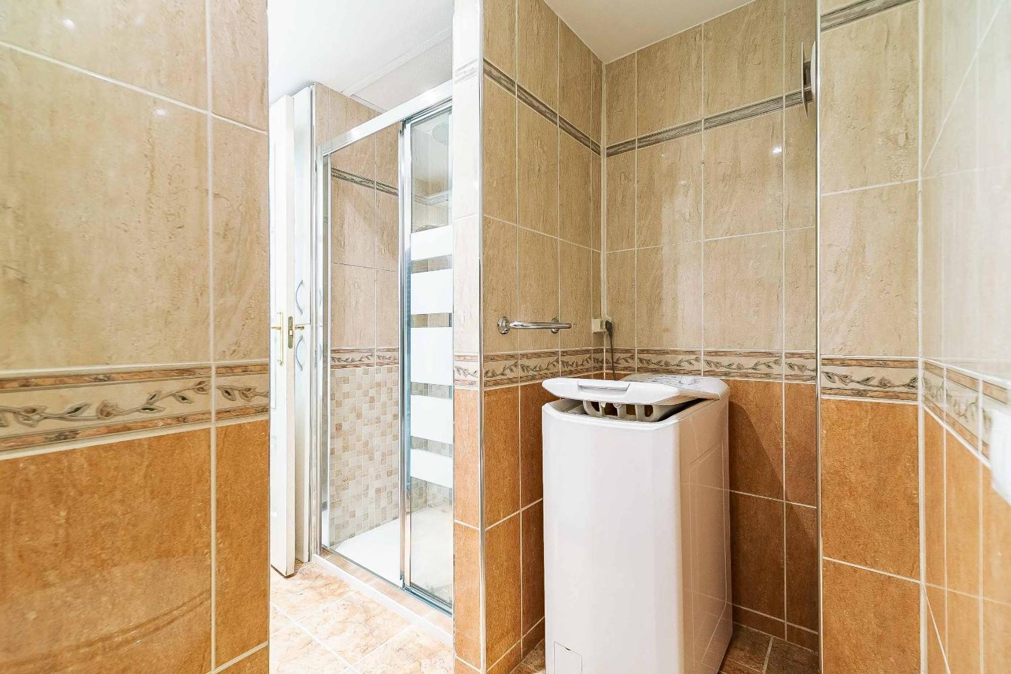 Pyr Apartment *