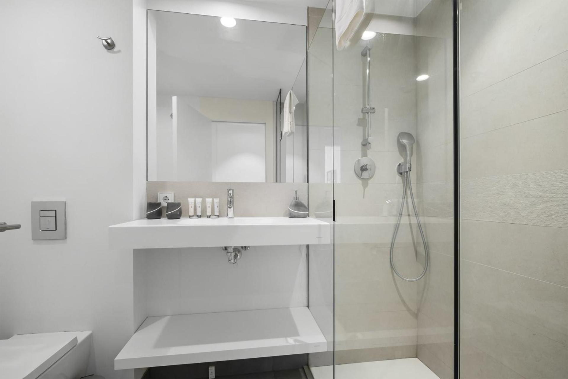 Apartment Vivi Homes - Luxury ,garden, Pool & Sauna
