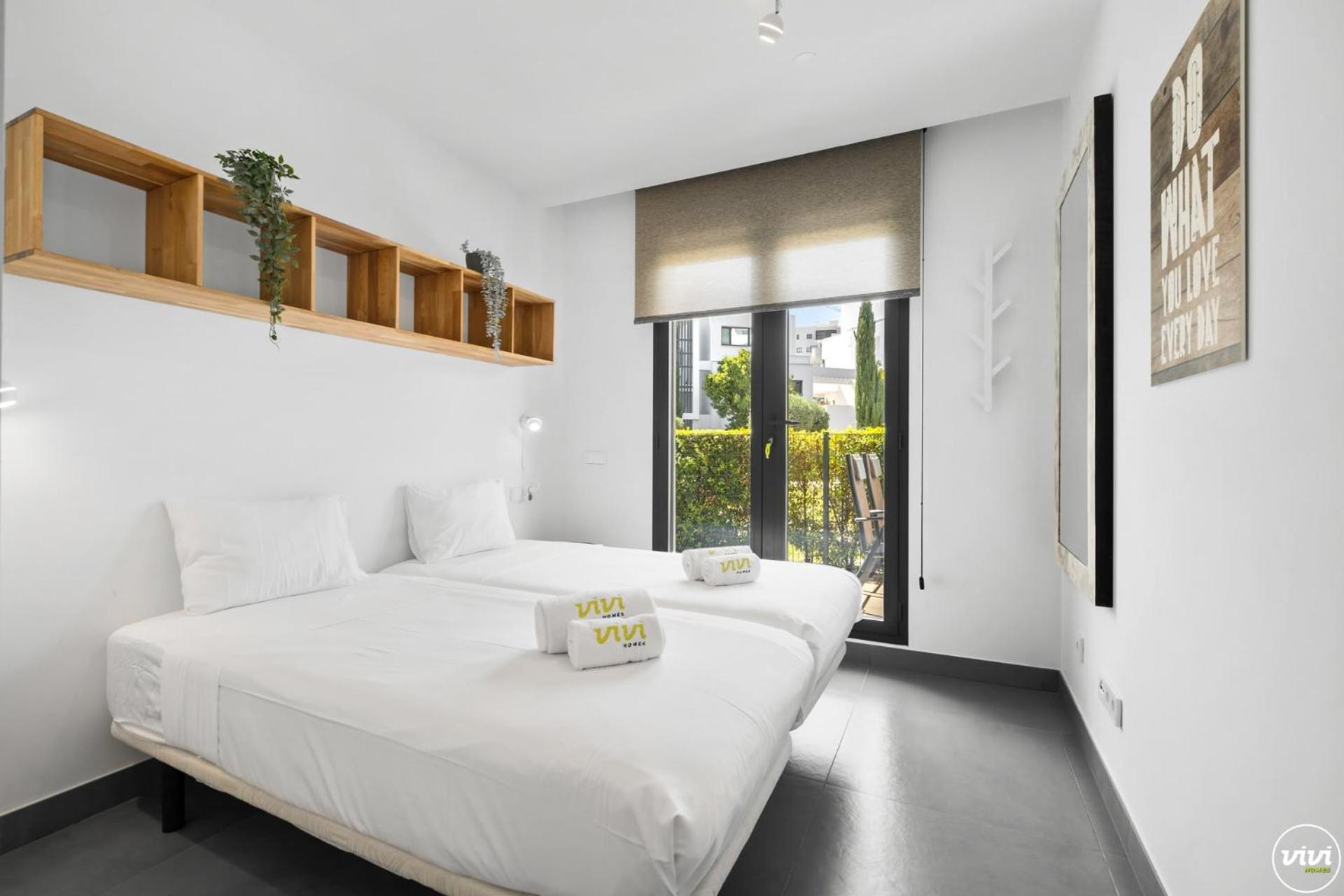 Vivi Homes - Luxury ,garden, Pool & Sauna Fuengirola