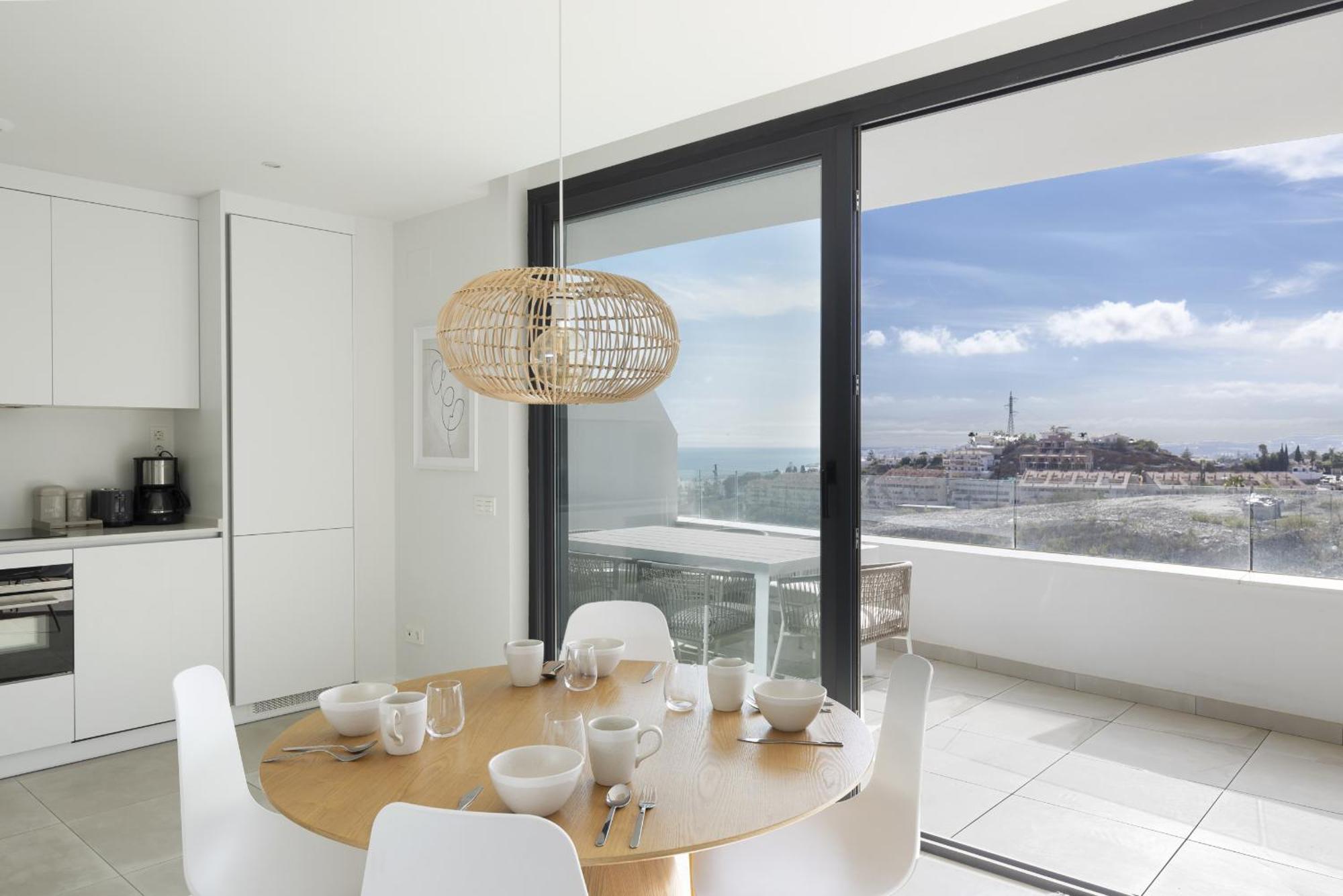 Apartment Elegant Luxury With Terrace In Higueron
