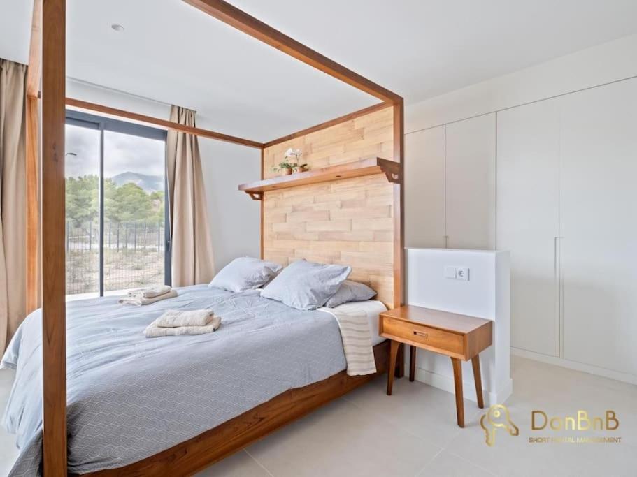 Apartment Con Jardin Y Piscina Privada En Higueron West