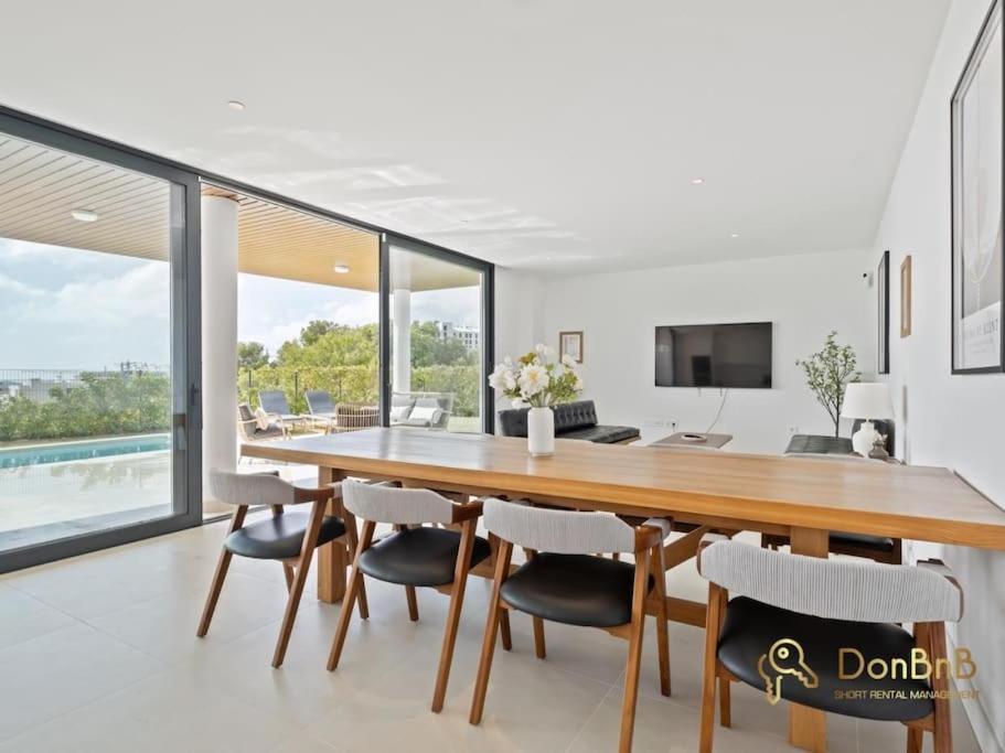 Con Jardin Y Piscina Privada En Higueron West *
