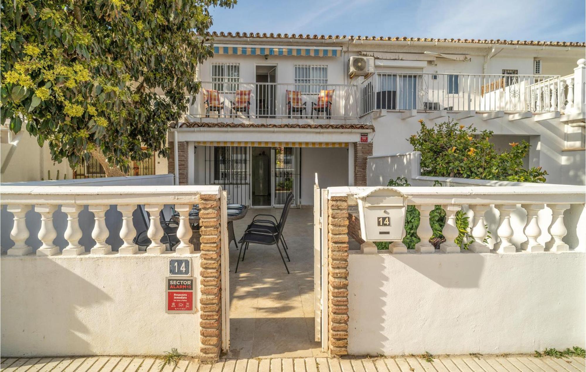 2 Bedroom Stunning In Mijas Costa *