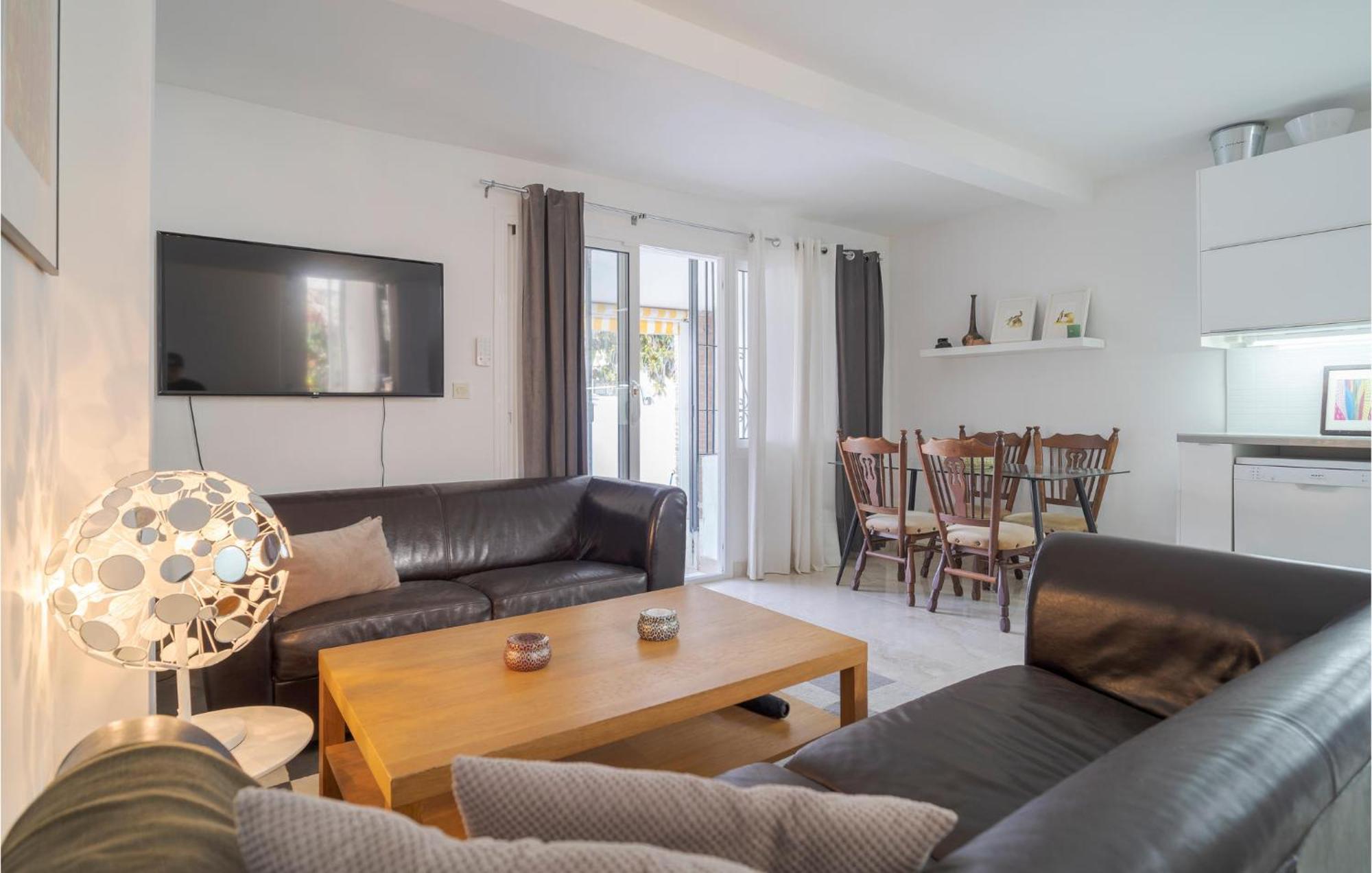 2 Bedroom Stunning In Mijas Costa * Fuengirola