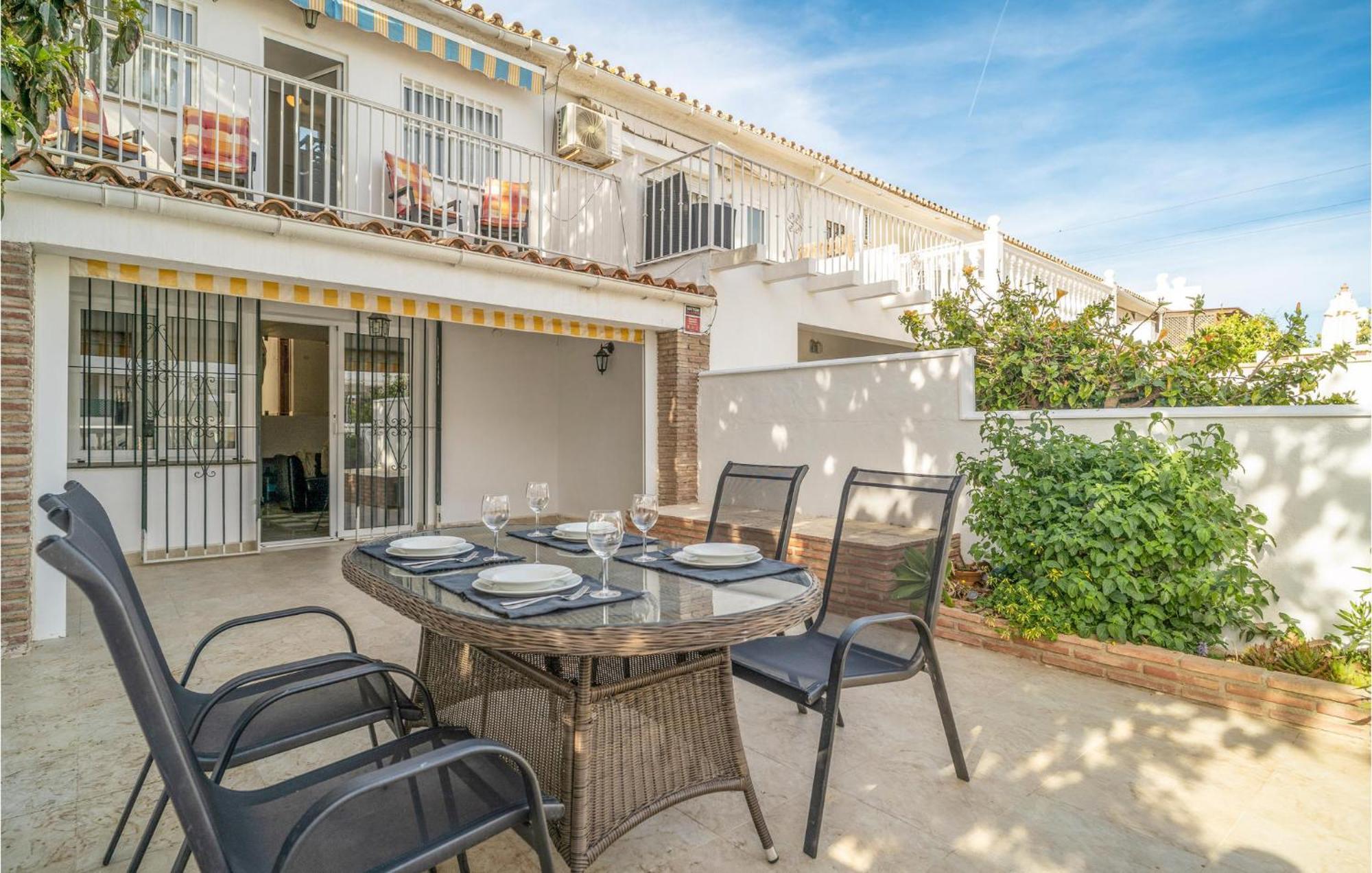 Holiday home 2 Bedroom Stunning In Mijas Costa