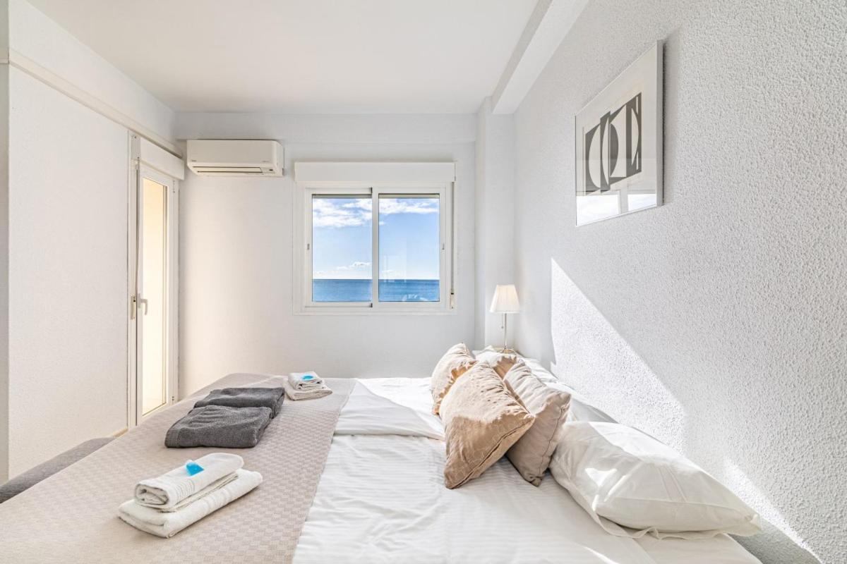 Cozy 2 Bedroom With Magic Sea View *