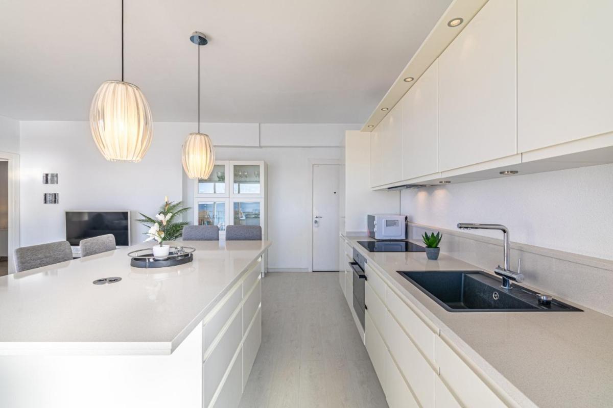 Appartement Cozy 2 Bedroom With Magic Sea View *