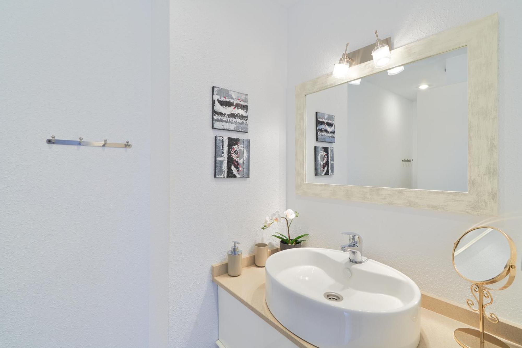Cozy 2 Bedroom With Magic Sea View Appartement Fuengirola