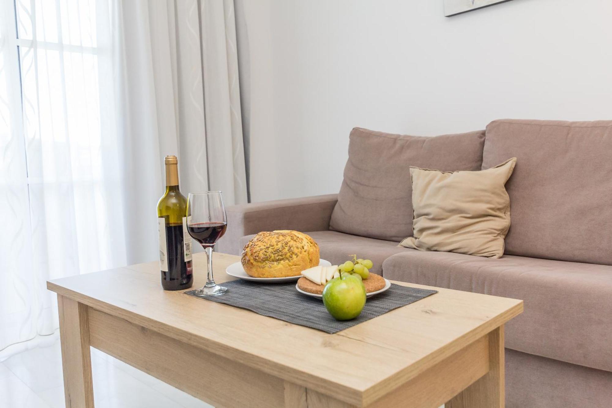 Winter - Luxury With Terrace Mountain Views Near Appartement Fuengirola