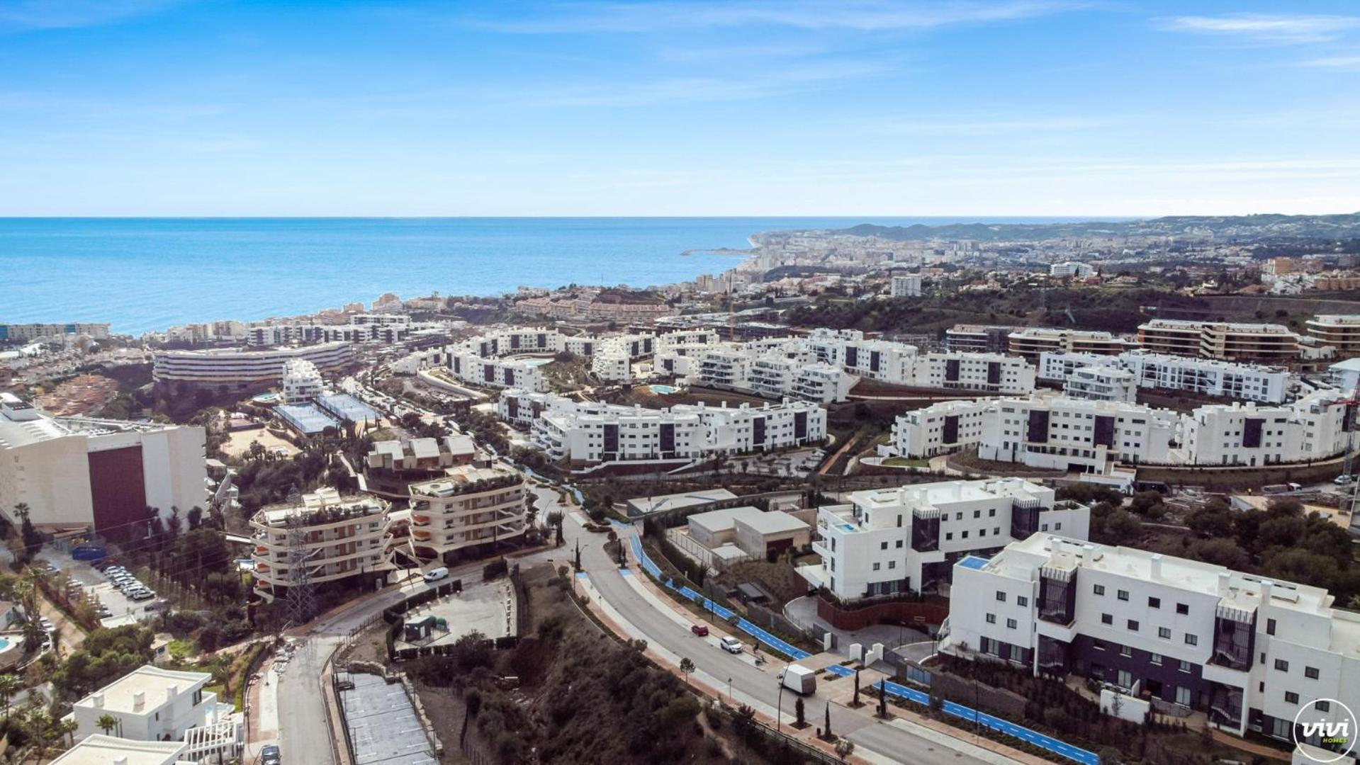 Vivi Homes - Sixsenses Pool, Golf, Patio & Sea View Apartment *