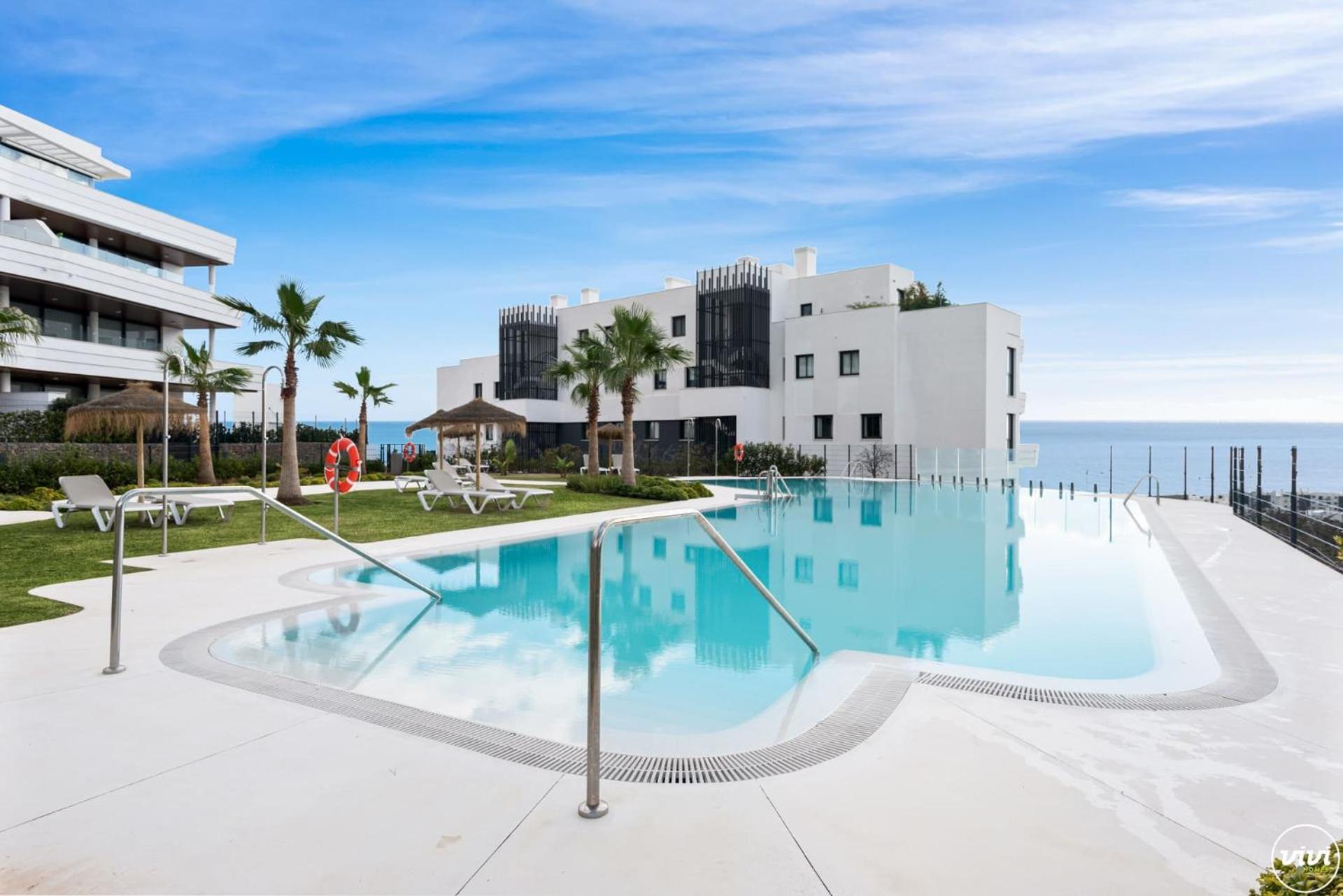 Vivi Homes - Sixsenses Pool, Golf, Patio & Sea View Fuengirola