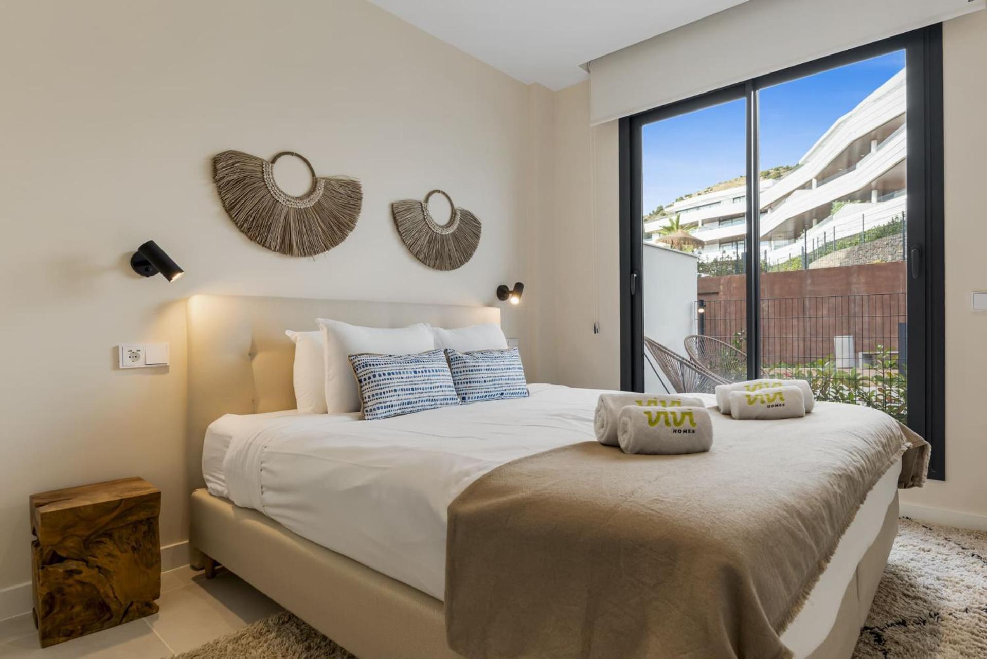 Vivi Homes - Sixsenses Pool, Golf, Patio & Sea View Apartment