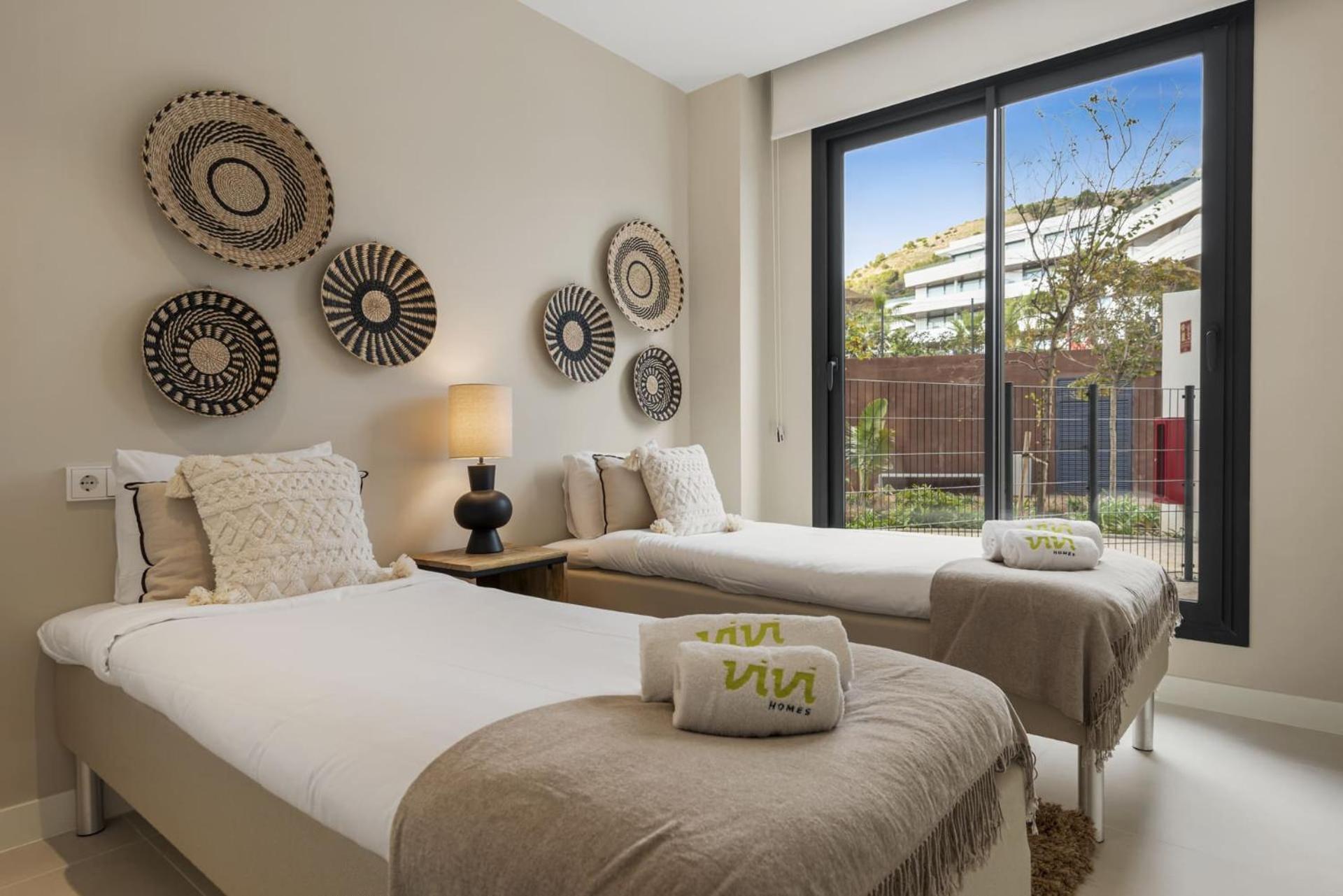Vivi Homes - Sixsenses Pool, Golf, Patio & Sea View Apartment *