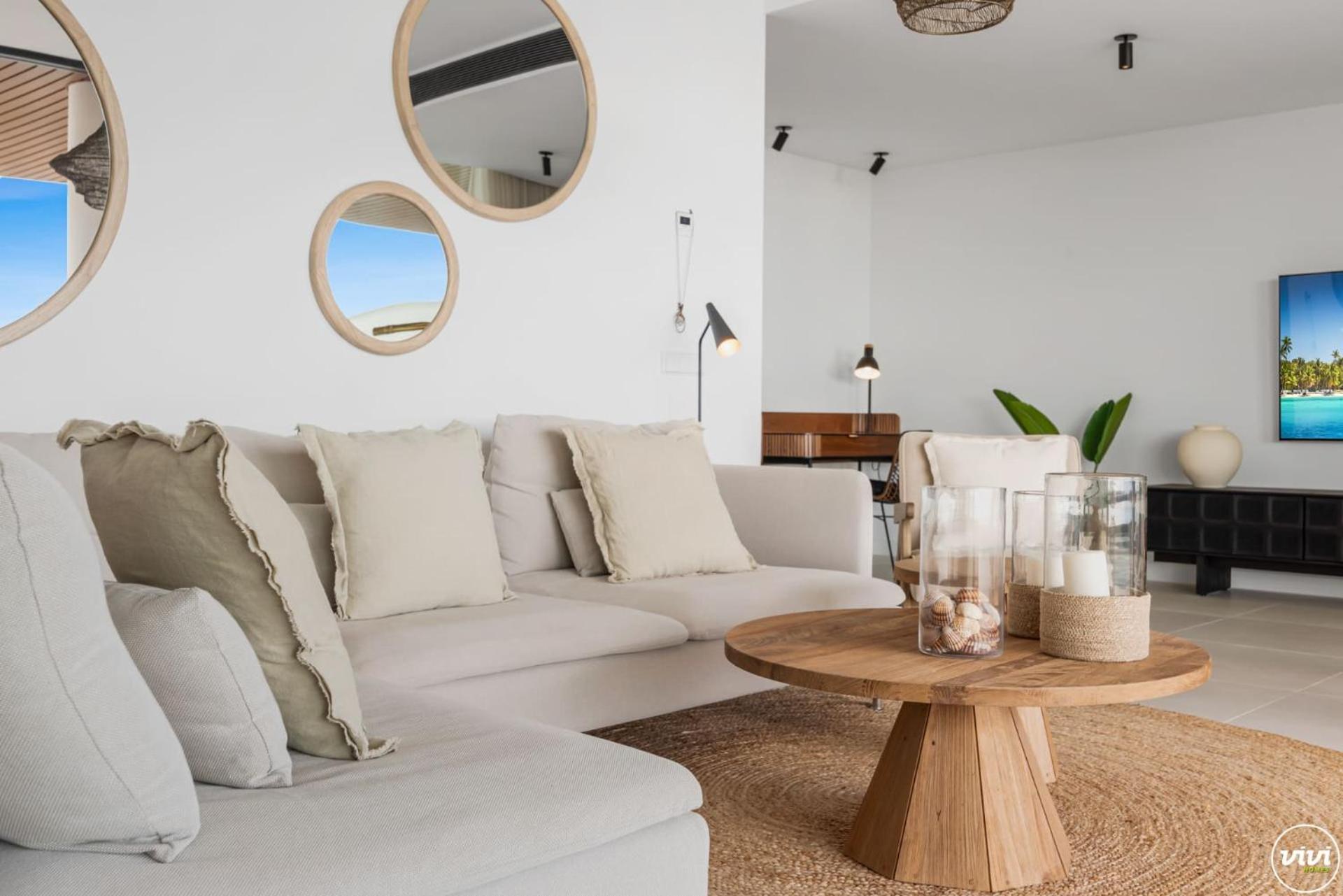 Vivi Homes - Sixsenses Pool, Golf, Patio & Sea View Apartment *