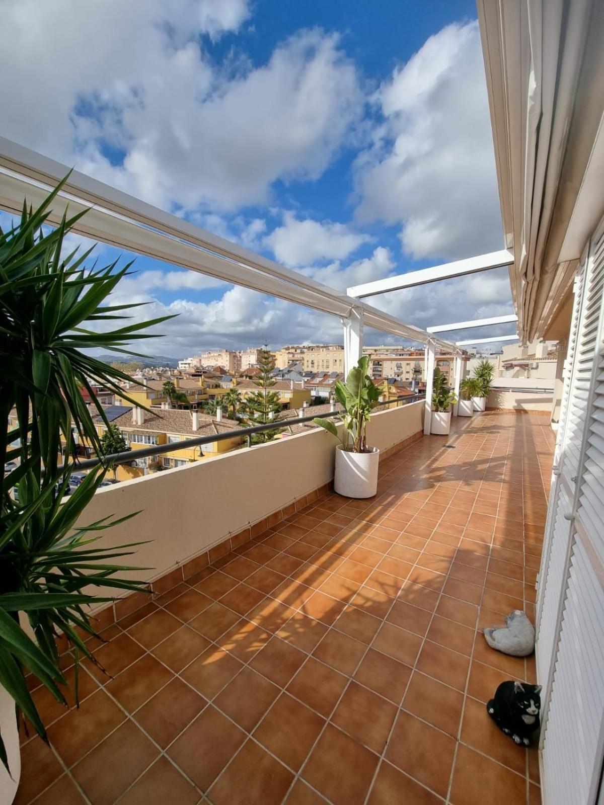 Gran Atico Mijas Costa Con Piscina Apartment