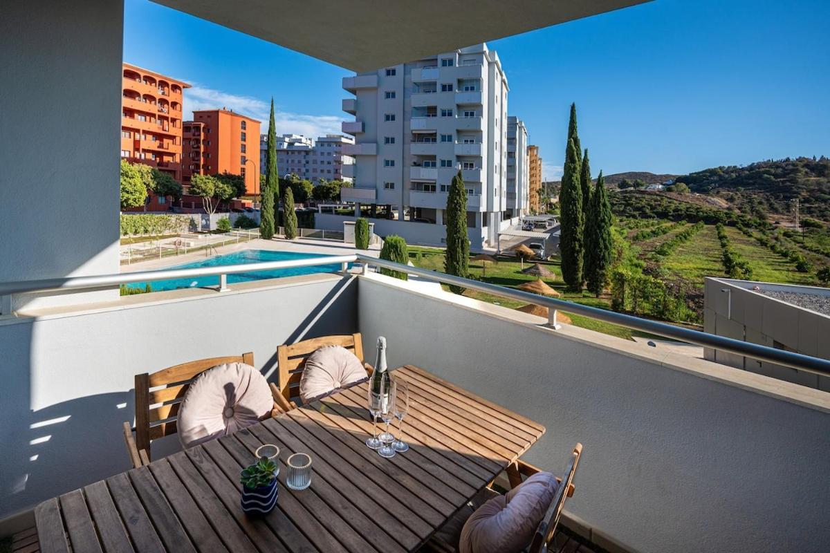 San Miguel - 2 Bed And 2 Bath - Miramar Shopping Apartment Fuengirola