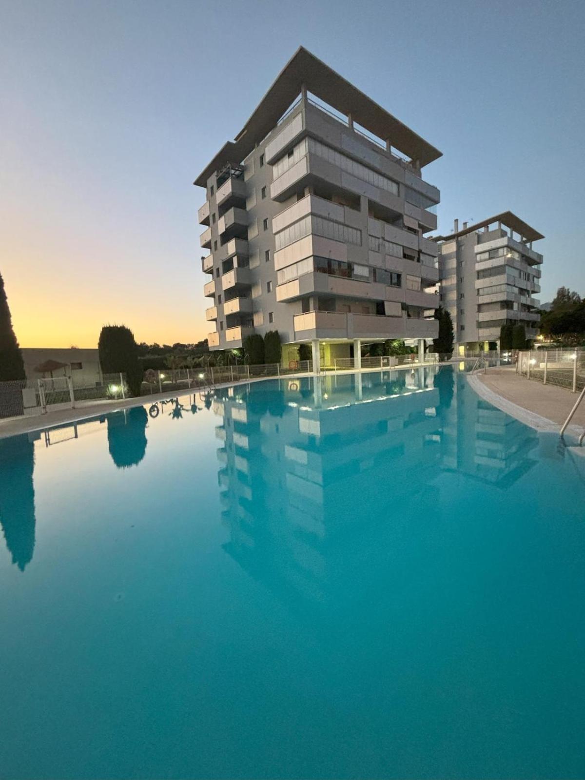 San Miguel - 2 Bed And 2 Bath - Miramar Shopping * Fuengirola